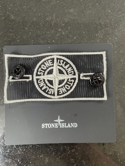 Stone Island Badge (Mesh Silver)